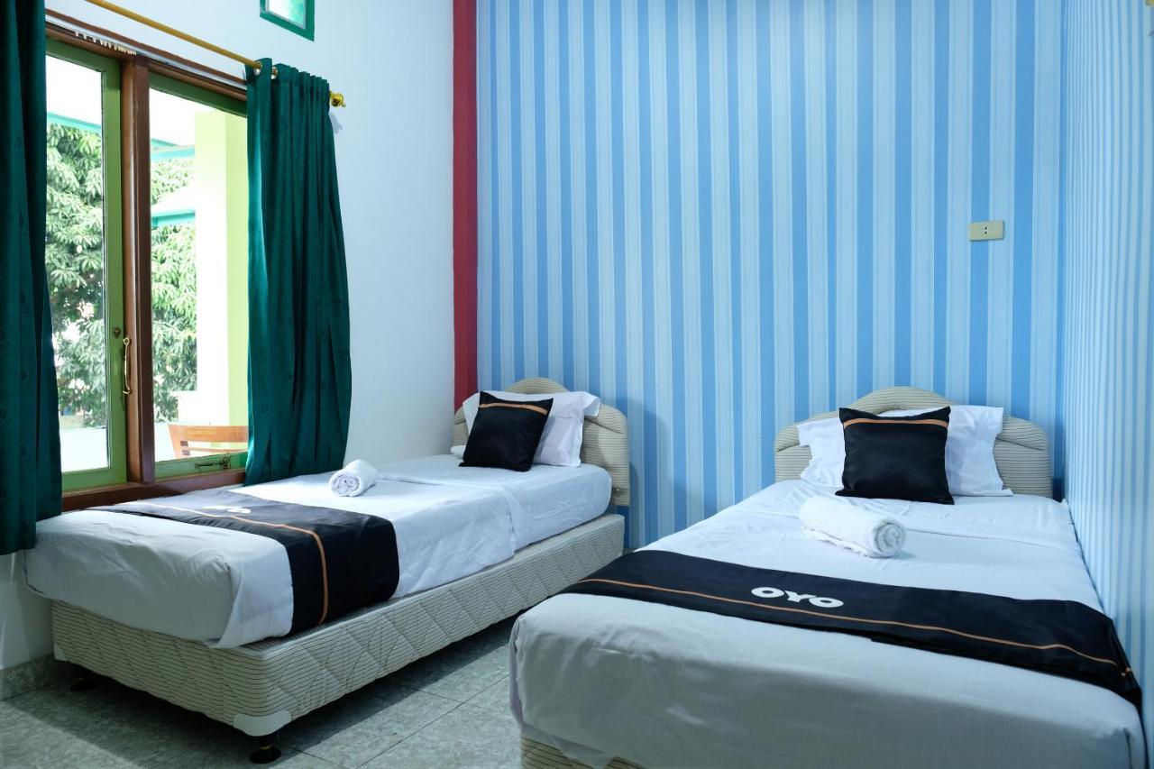 Oyo 2186 Esbe Hotel Syariah Tanjung Pandan Buitenkant foto